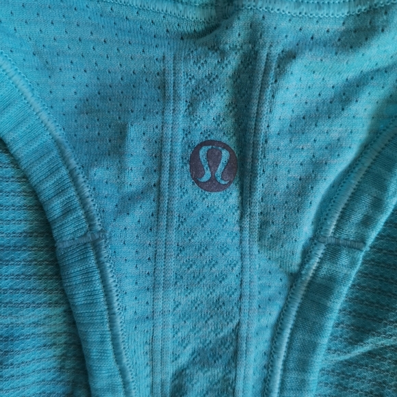 Lululemon Run Swiftly Tech Tank - Size 4 - Picture 5 of 6